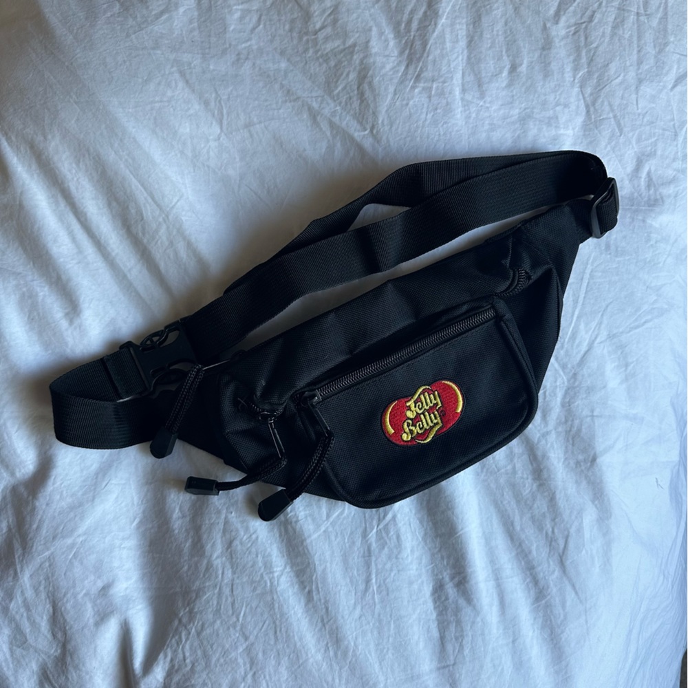 Jelly Belly Fanny Pack| 3 Zipper Pockets